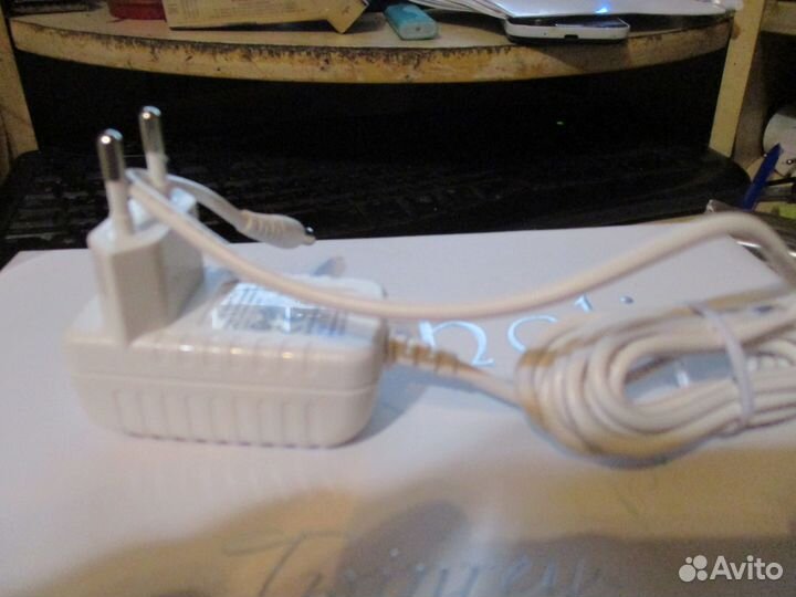 Аппарат для ухода за кожей головы волосами