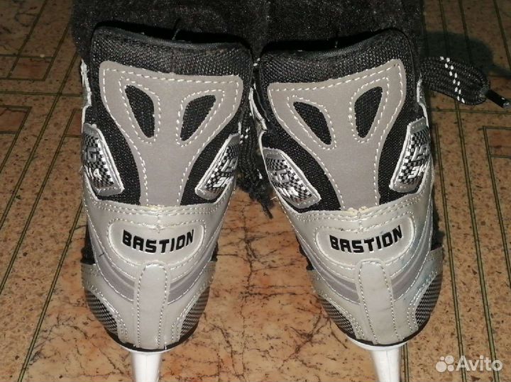 Коньки детские Bastion, размер 30