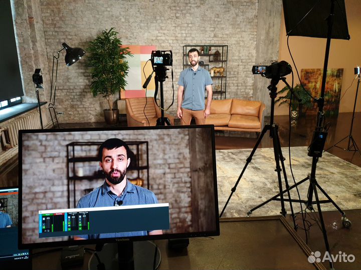 Онлайн-трансляций конференций, вебинаров