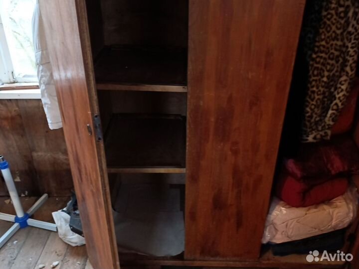Шкаф натуральное дерево120