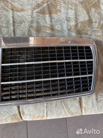 Решётка радиатора w210