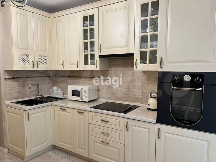 3-к. квартира, 71 м², 6/24 эт.