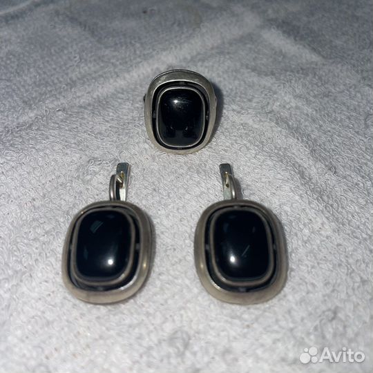 Комплект из серебра кольцо и серьги СССР (Сзр)