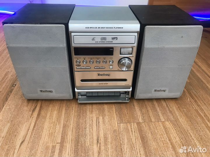 Музыкальные магнитолы : Sony, sharp, Elenberg