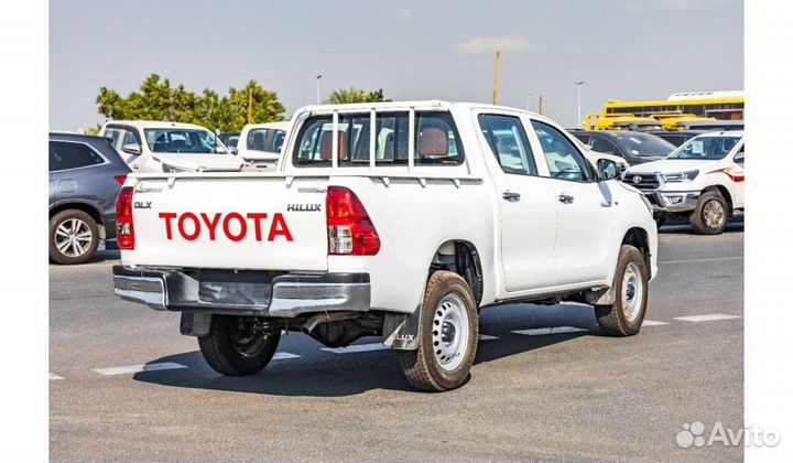 Toyota Hilux 2.7 МТ, 2022, 21 км