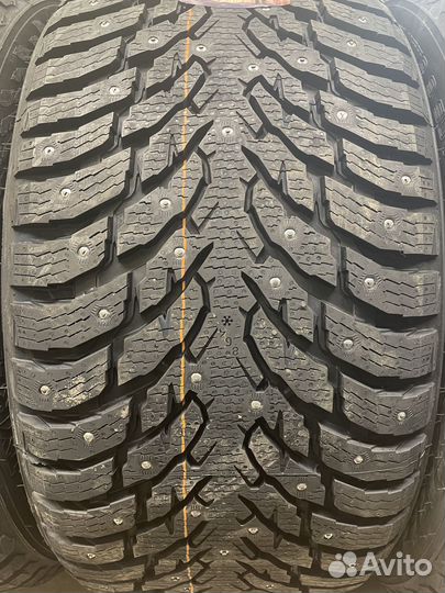 Nokian Tyres Hakkapeliitta 9 SUV 295/40 R21 111T