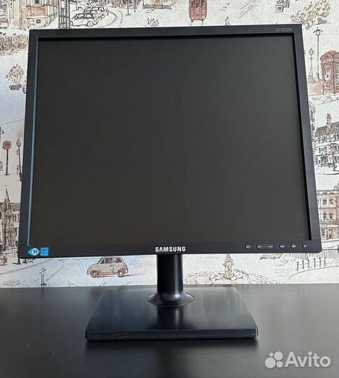 Монитор Samsung 19 дюймов