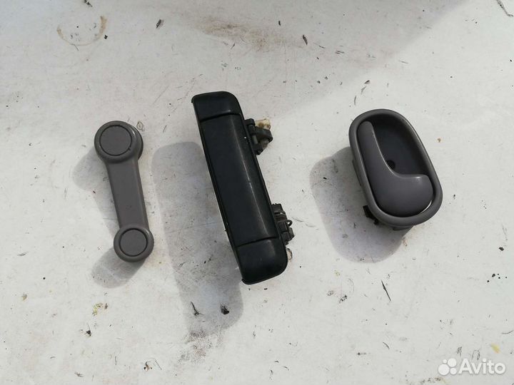 Ручка Мазда Демио 1