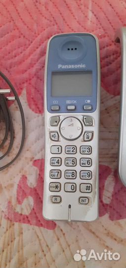 Кнопочный телефон