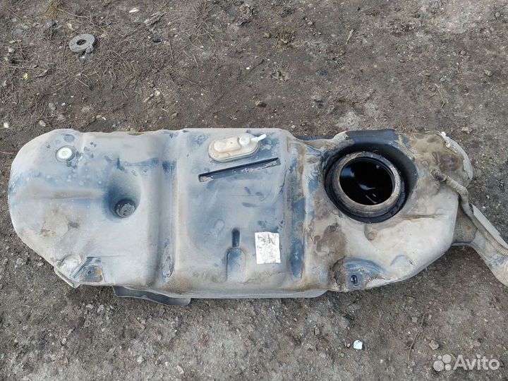 Бензобак peugeot 206