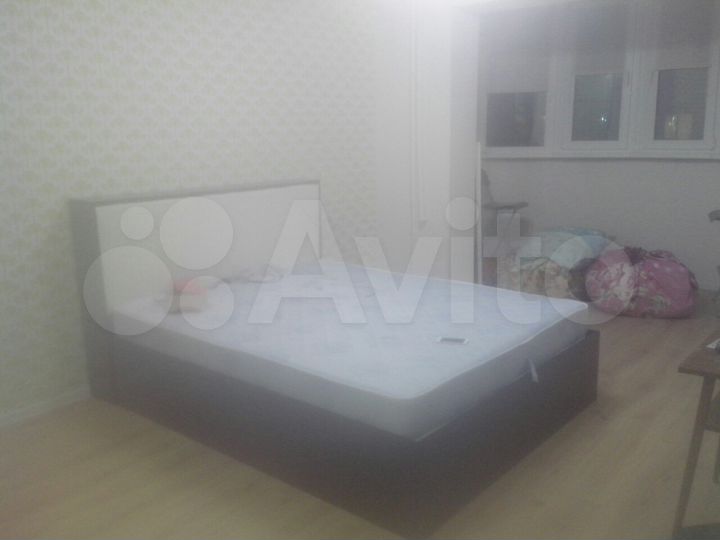 1-к. квартира, 42 м², 2/10 эт.