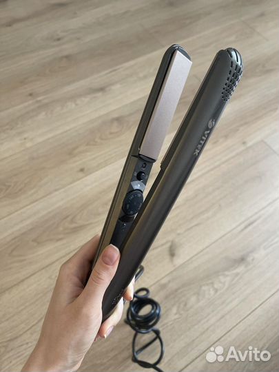 Выпрямитель для волос