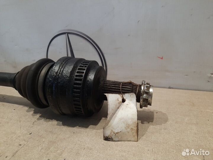 Привод задний левый Bmw 320 E92 N47D20A