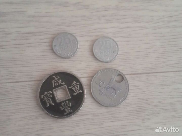 Красивые монеты разных стран