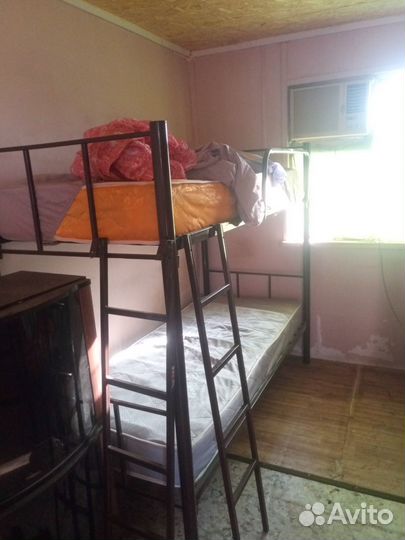 Кровать двухьярусная