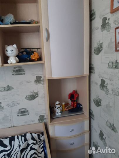 Спальный гарнитур для подростка бу