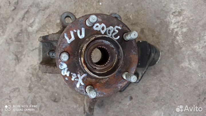 Поворотный кулак п.п Jaguar x-type