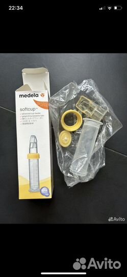Поильник Medela softcup, мягкая ложечка