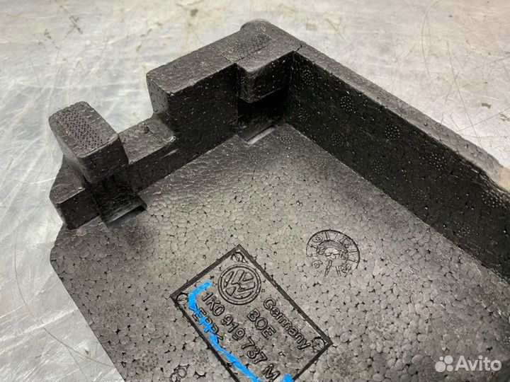 Кронштейн (сопут. товар) Volkswagen Golf Vi