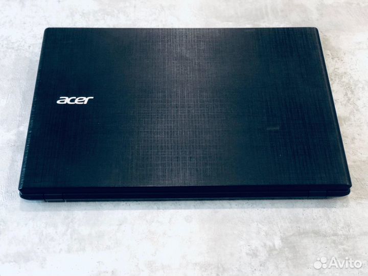 Стильный ноутбук Acer с i5-5200u, GeForce 940M, 8g