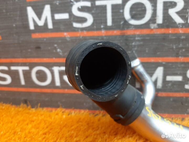 Патрубок системы охлаждения Bmw 5-Series F10