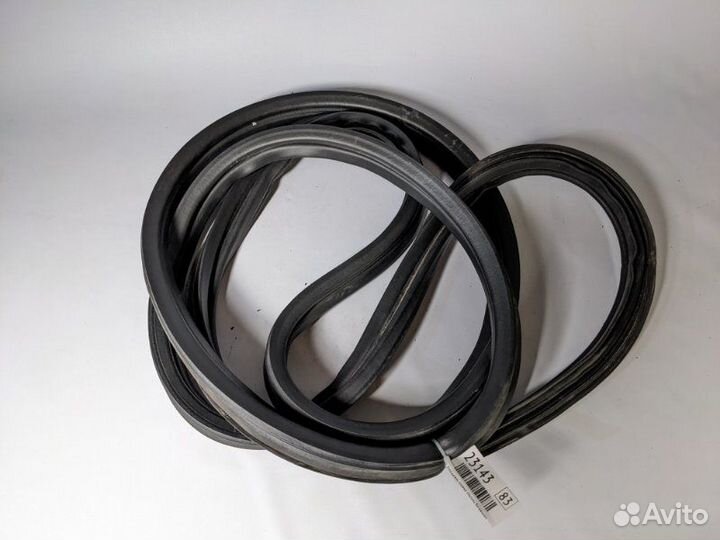 Уплотнитель проема крышки багажника Hyundai Ix35