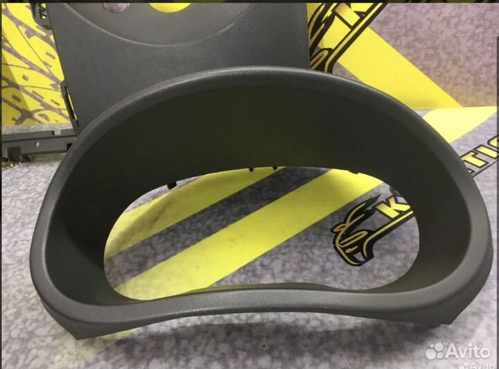 Накладка на панель приборов Козырёк Corsa D Корса