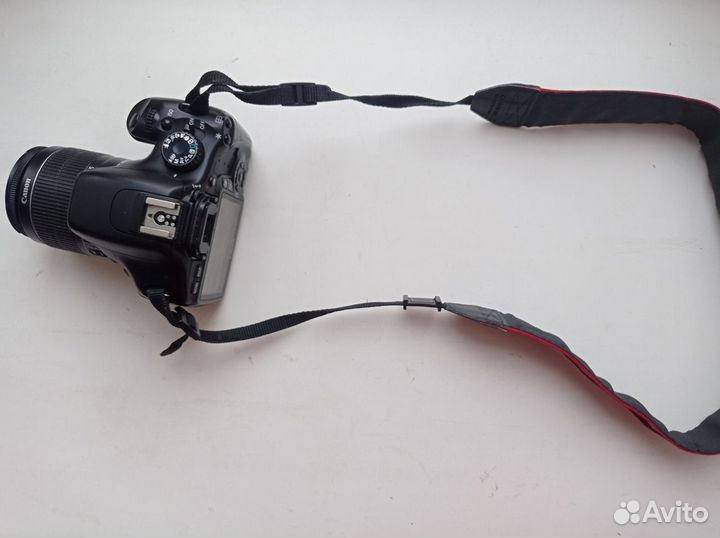 Зеркальный фотоаппарат canon 550d