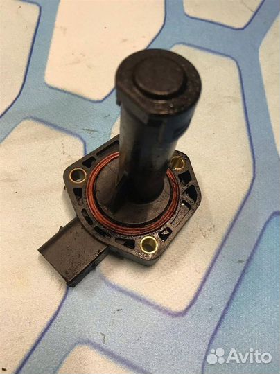 Датчик уровня масла 25571463