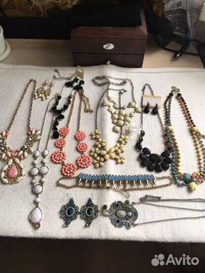 Ожерелья пакетом