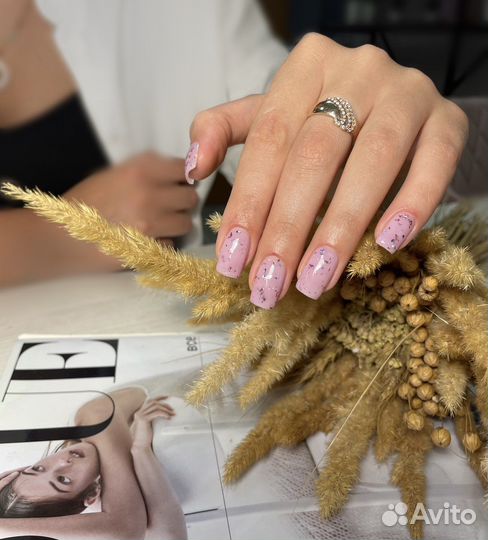 Аппаратный маникюр с покрытием