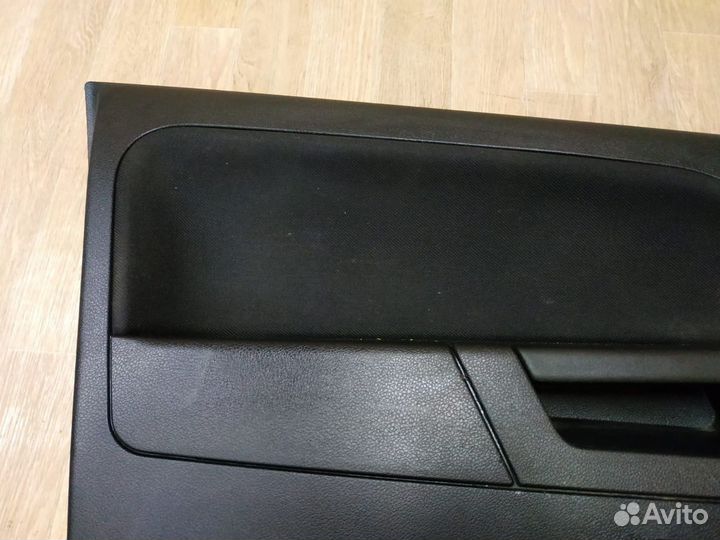 Обшивка двери передней левой Ford Fusion 2002-2012