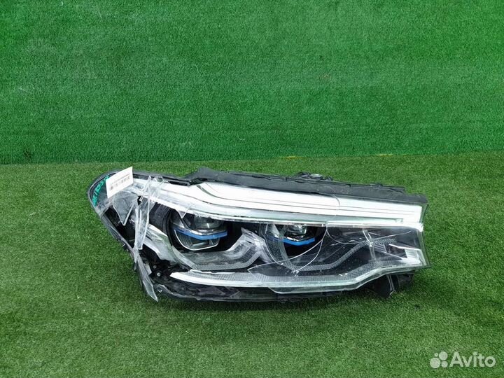 Б/У Б/У Битая Фара правая BMW M5 F90 (2017-2020)