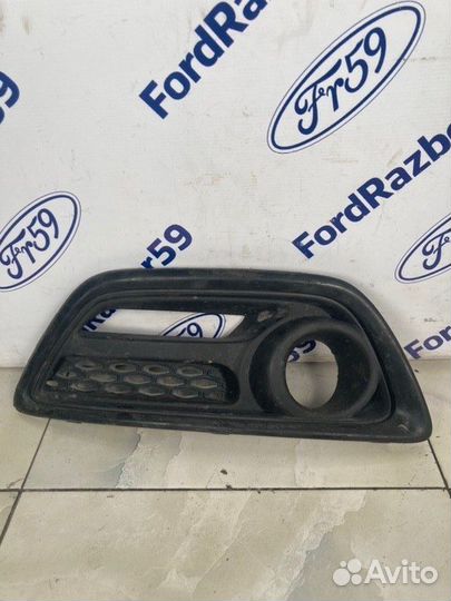 Накладка на птф правая Renault Captur J5 1.5