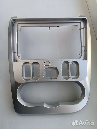 Переходная рамка Renault Logan 2010-2013 9 дюймов