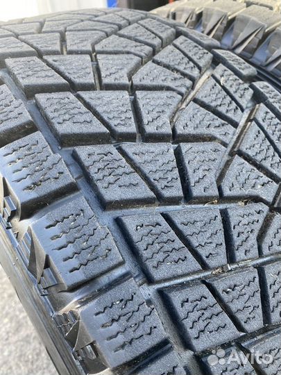 Bridgestone Blizzak DM-Z3 285/75 R16 113Q