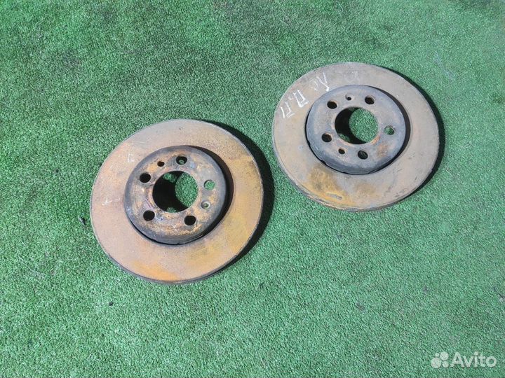 Тормозной диск передний Hyundai Solaris седан 1.6