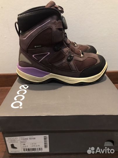 Ботинки зимние для девочки ecco 35р