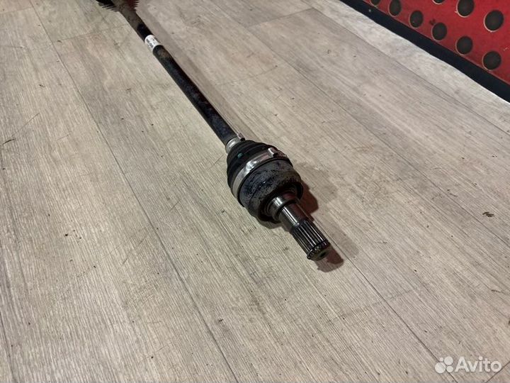 Полуось задняя (приводной вал, ШРУС) Kia Sorento