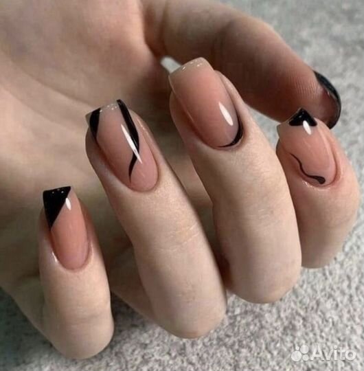 Маникюр педикюр