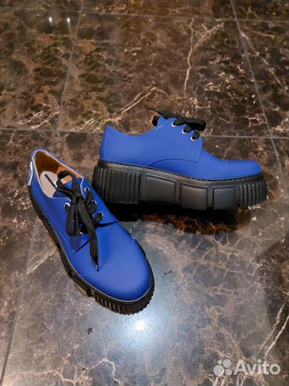 Полуботинки дерби Pollini