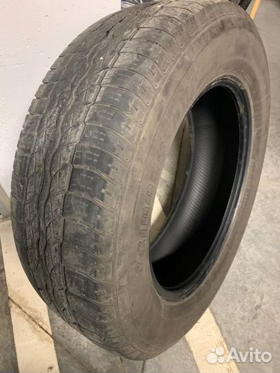 Bridgestone Dueler H/T D687 2.25/65 R17 101H