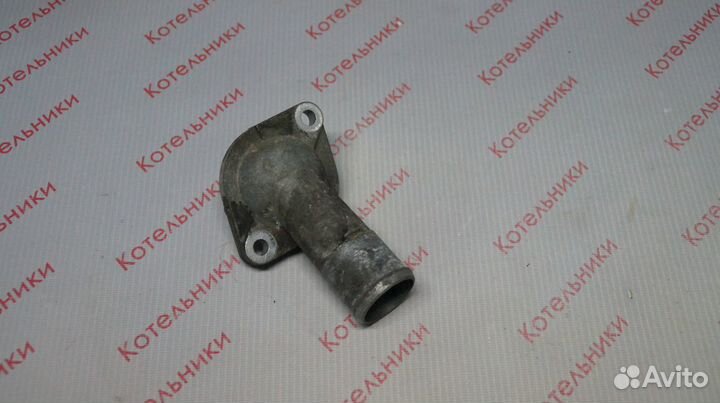 Nissan 13049-6N200 Крышка термостата