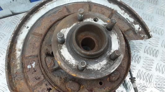 Ступица задняя левая land rover freelander 2 (1NN1