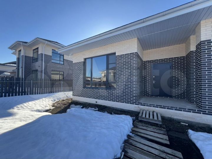 Коттедж 127 м² на участке 7 сот.