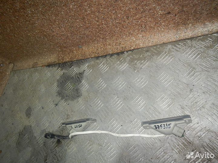 Фонарь подсветки номера, Toyota (Тойота) -land cru