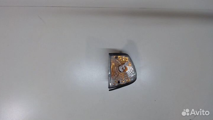 Поворот BMW 7 E38, 1997