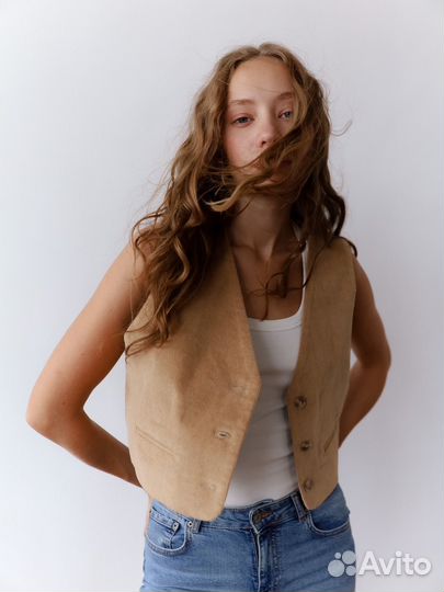 Вельветовый жилет свободного кроя