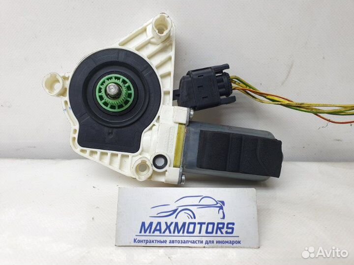 Мотор стеклоподъемника задний левый Mercedes-Benz