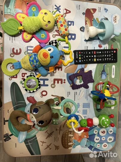 Игрушки для малышей пакетом